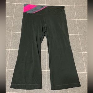 💫 Under Armour Capri Dri Fit Leggings